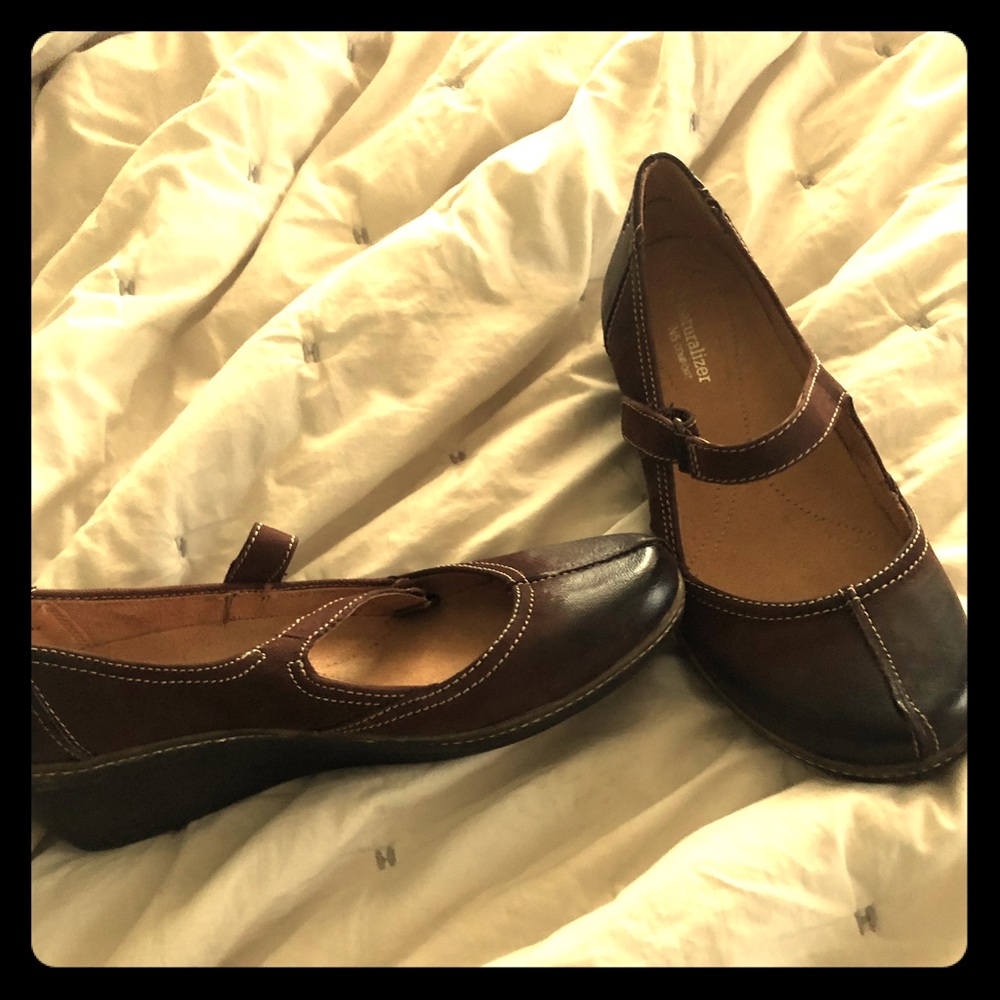 Brown Leather Mary Jane shoes